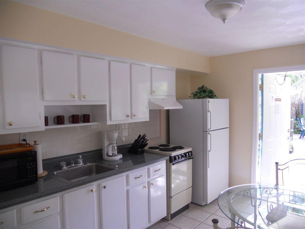 Flamingo Motel & Villas Bonita Springs North Naples Extérieur photo