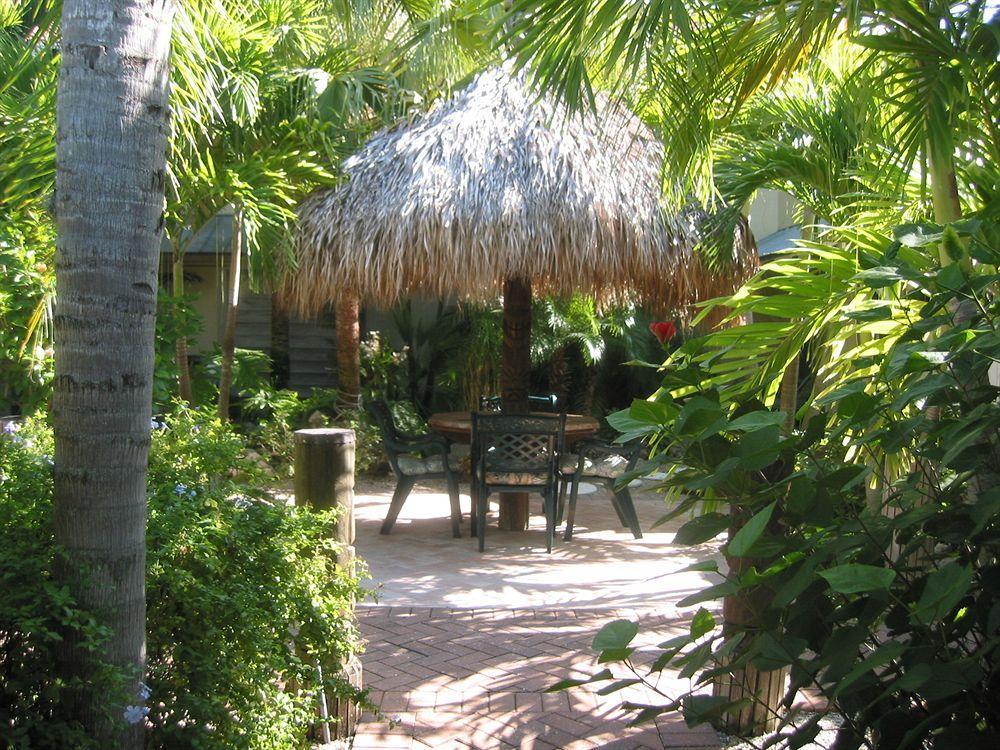 Flamingo Motel & Villas Bonita Springs North Naples Extérieur photo