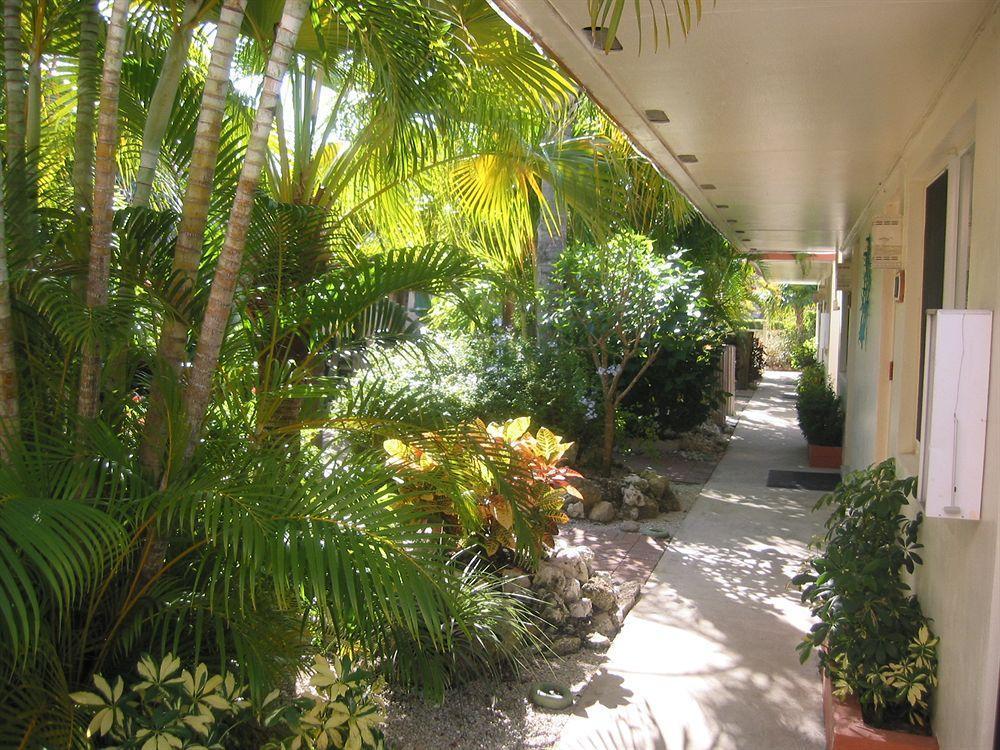 Flamingo Motel & Villas Bonita Springs North Naples Extérieur photo